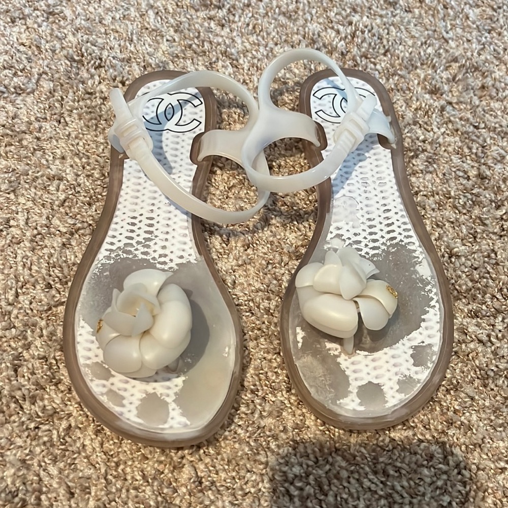 Chanel jellies
